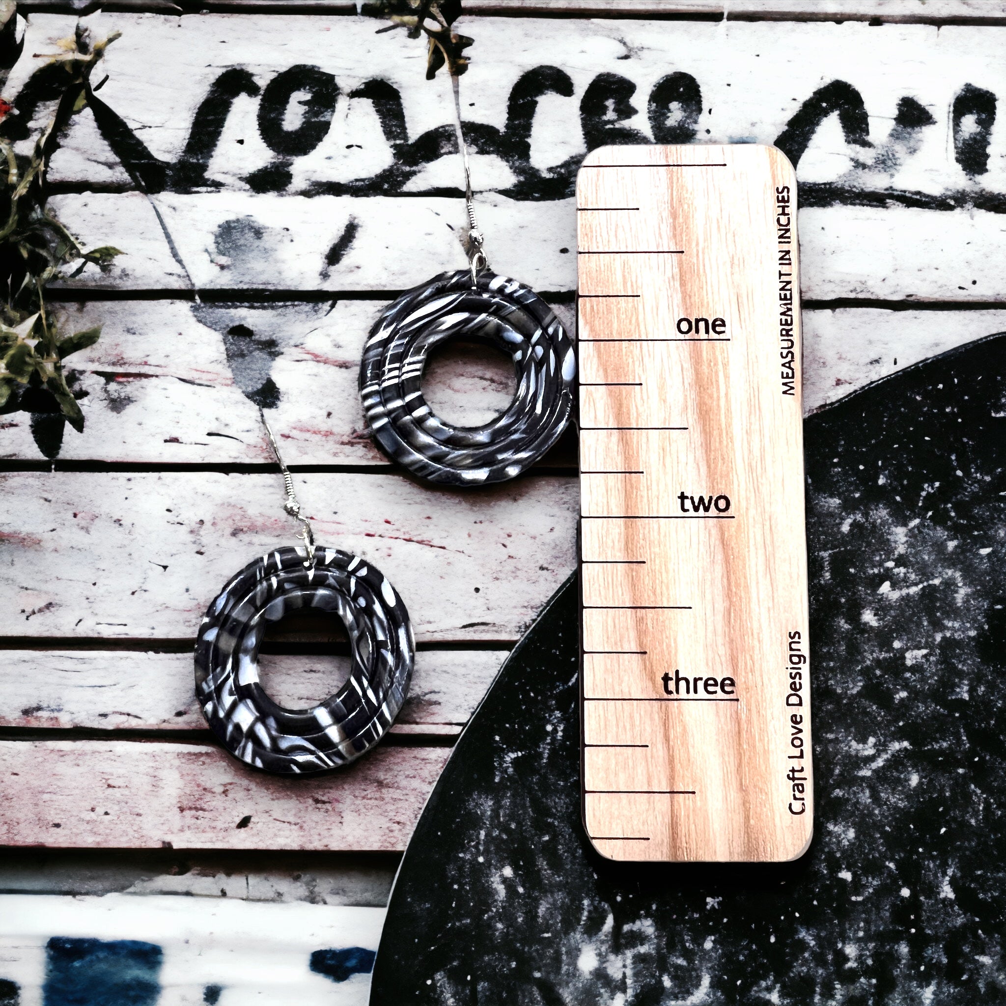 Black and White Round Dangle Earrings