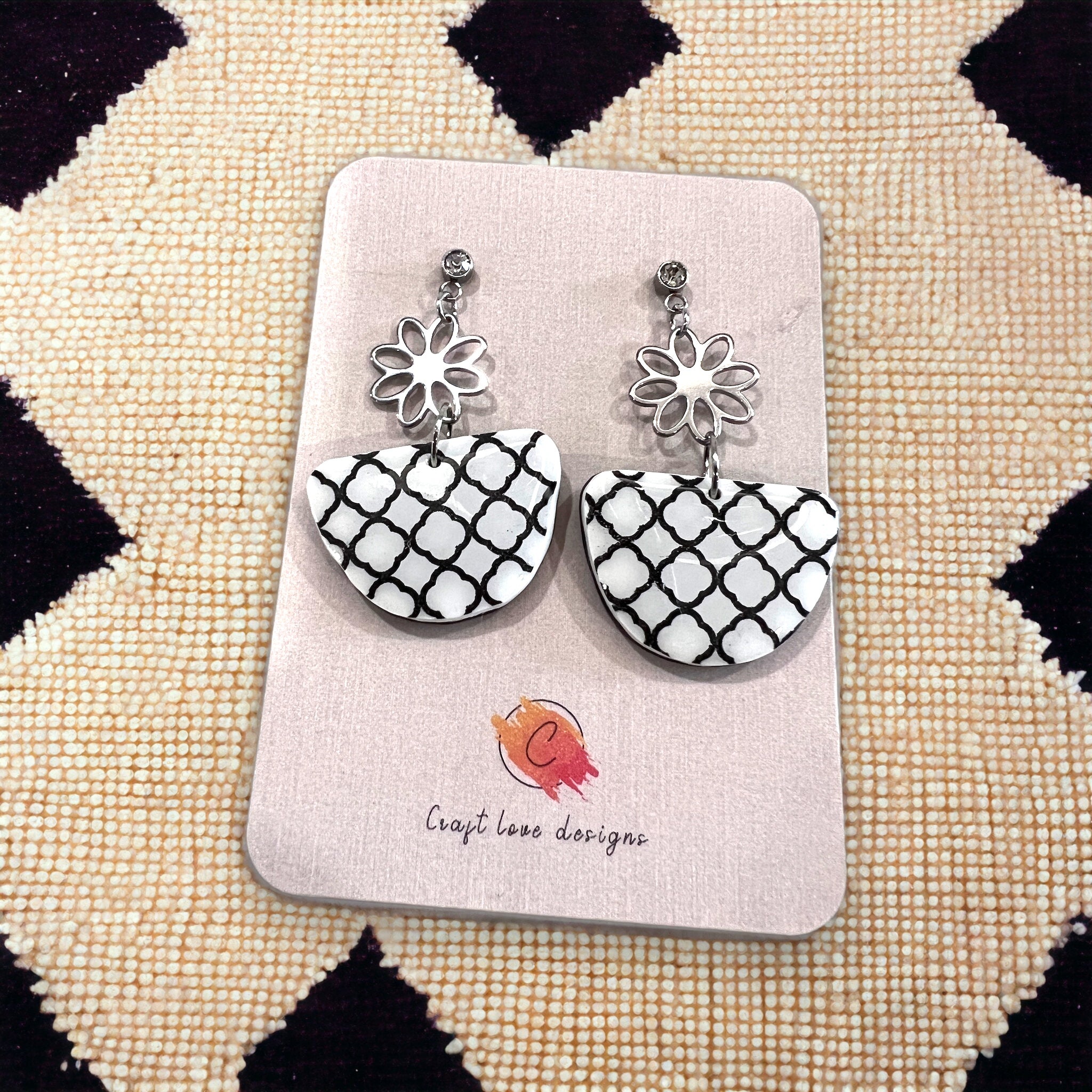 Black and White Flower Drop Geometric Dangle Earrings