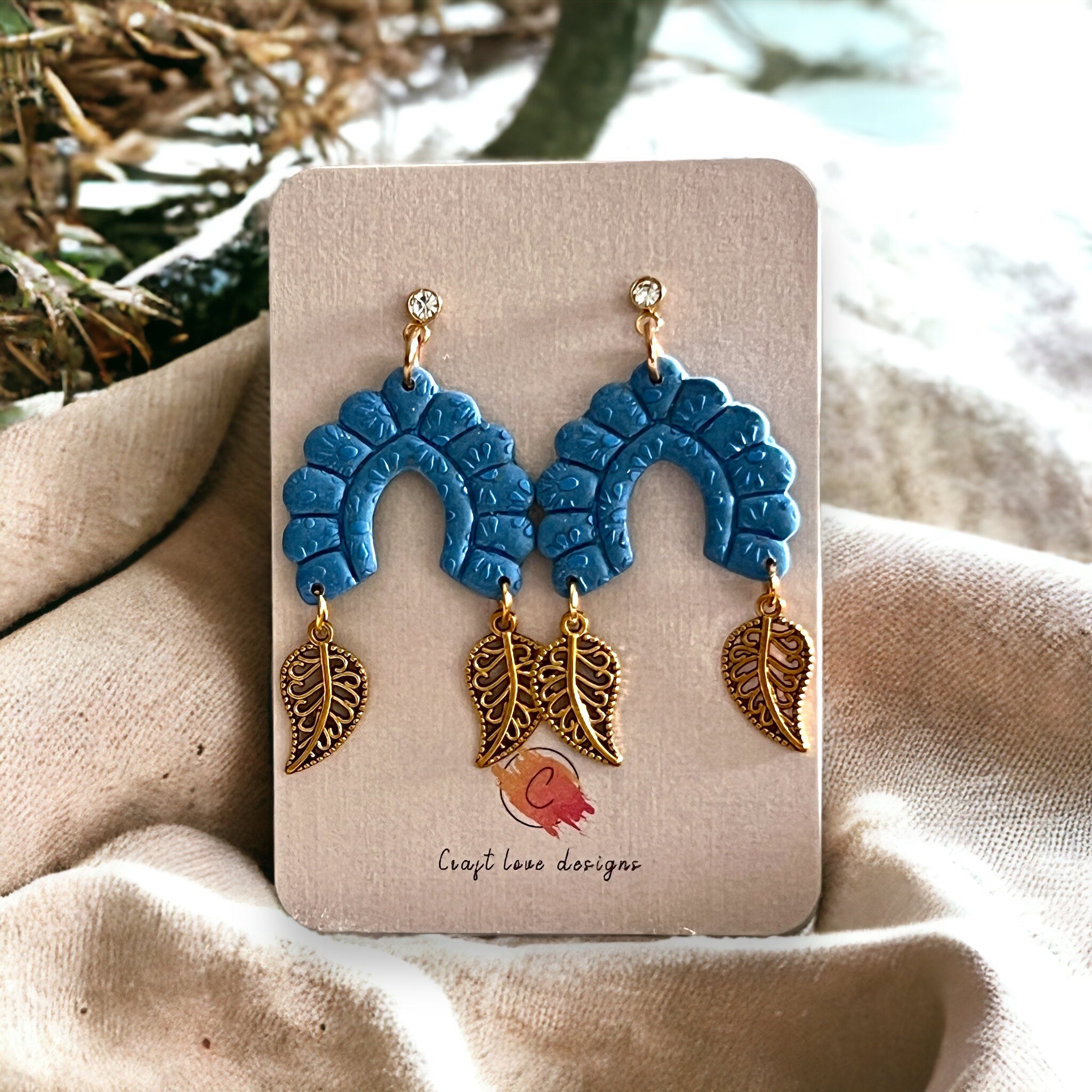 Blue Bubble V Shape Leafy Dangle Earrings